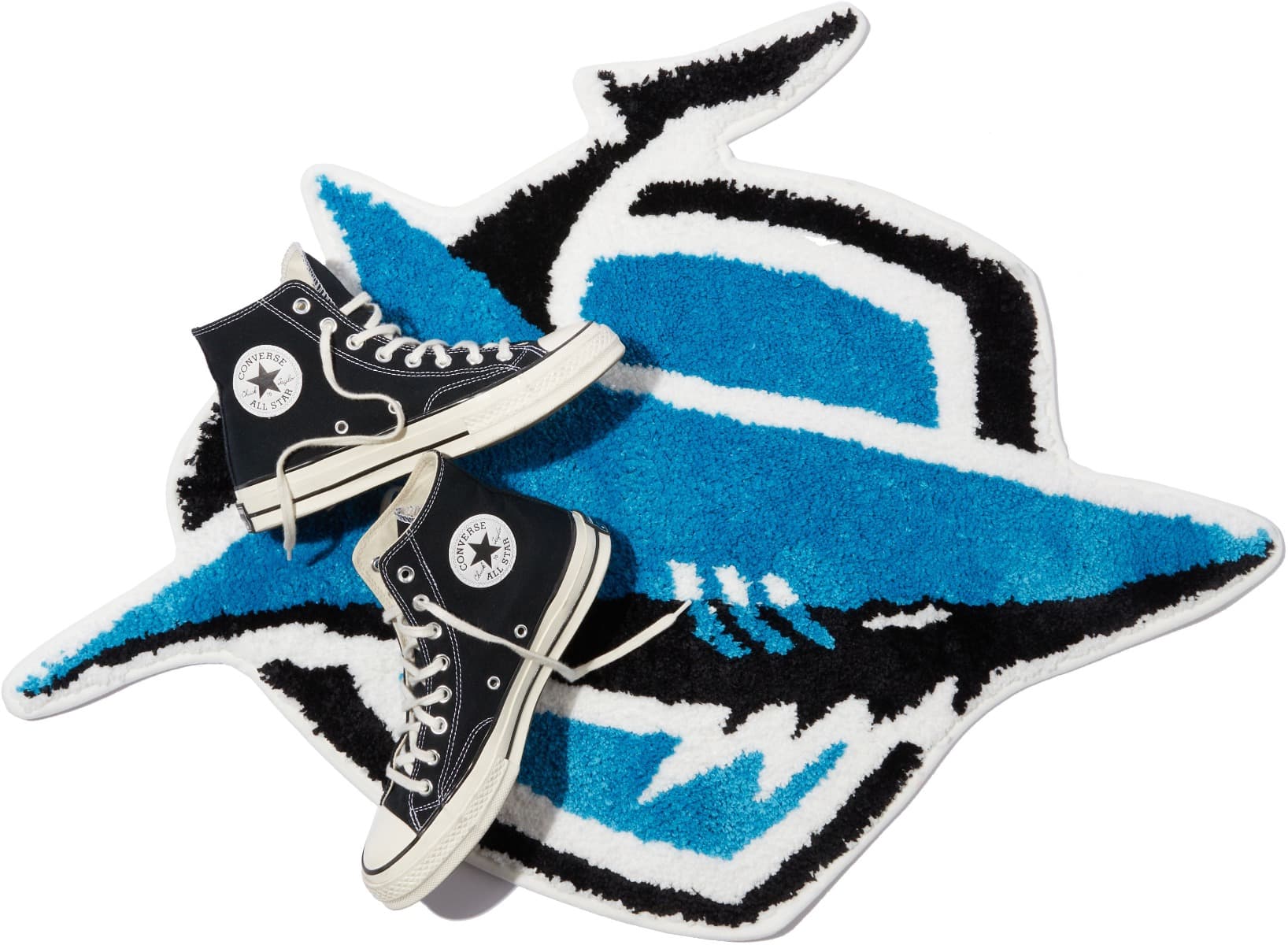 Cronulla Sharks NRL Team Logo Floor Rug - Image 2